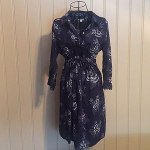 Gap maternity dress
